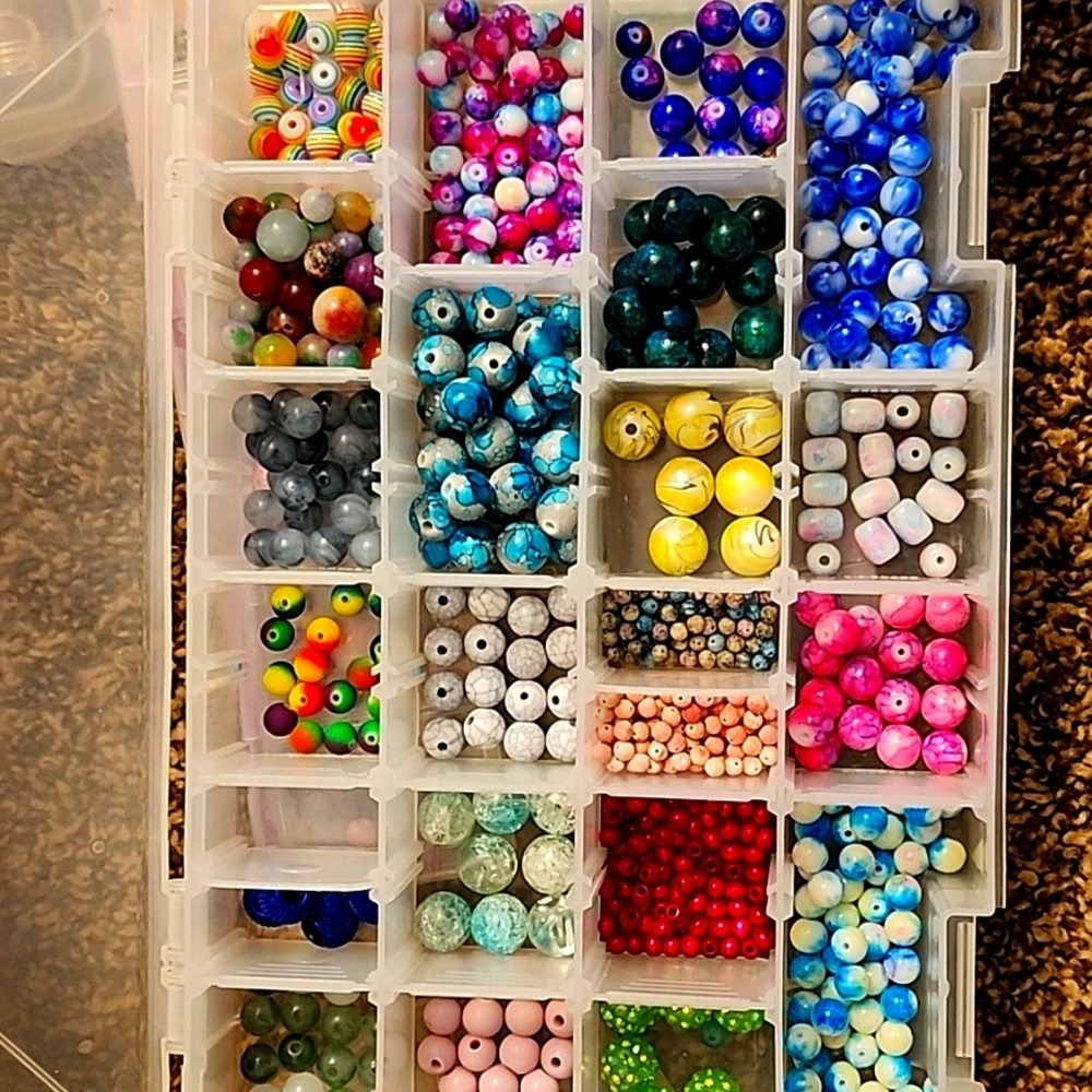 Tye dye beads